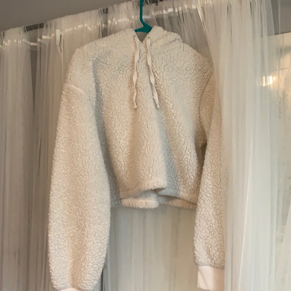 Comfy half sweatshirt